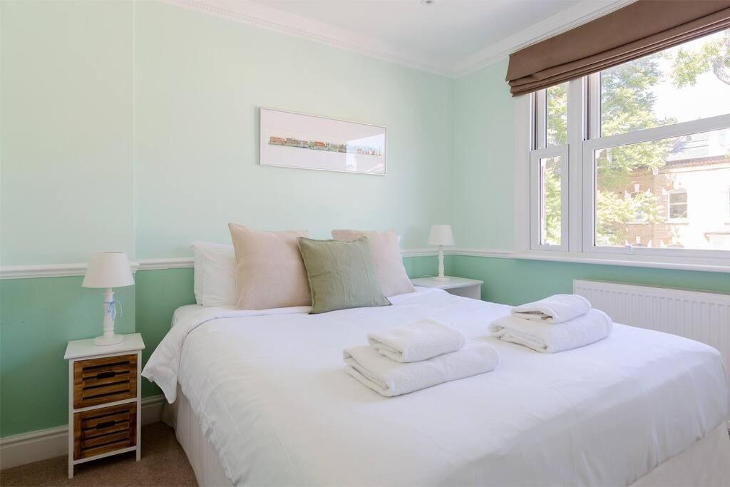 Appartamento Spacious 3 Bedroom Flat With Terrace *